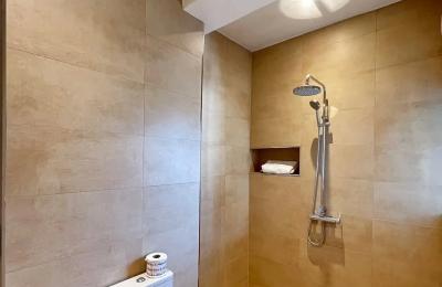 Guaranteed Modern Home. Single-Family Home Property