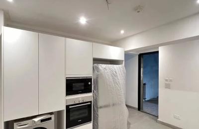 Guaranteed Modern Home. Single-Family Home Property